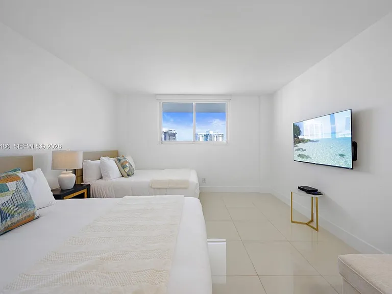 19370 Collins Ave #1622 — Photo 12