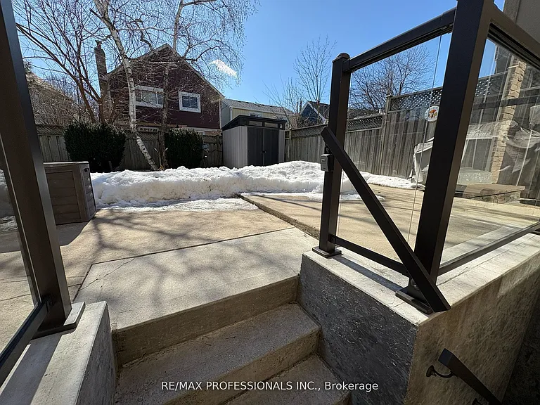 19 Elmbrook Cres #LOWER — Photo 20