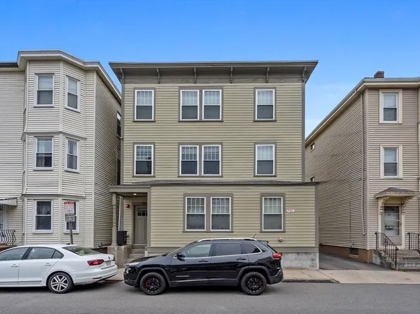 33 Merriam St, Somerville, MA 02143