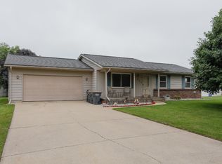 829 Poplar Ln, Schoolcraft, MI 49087