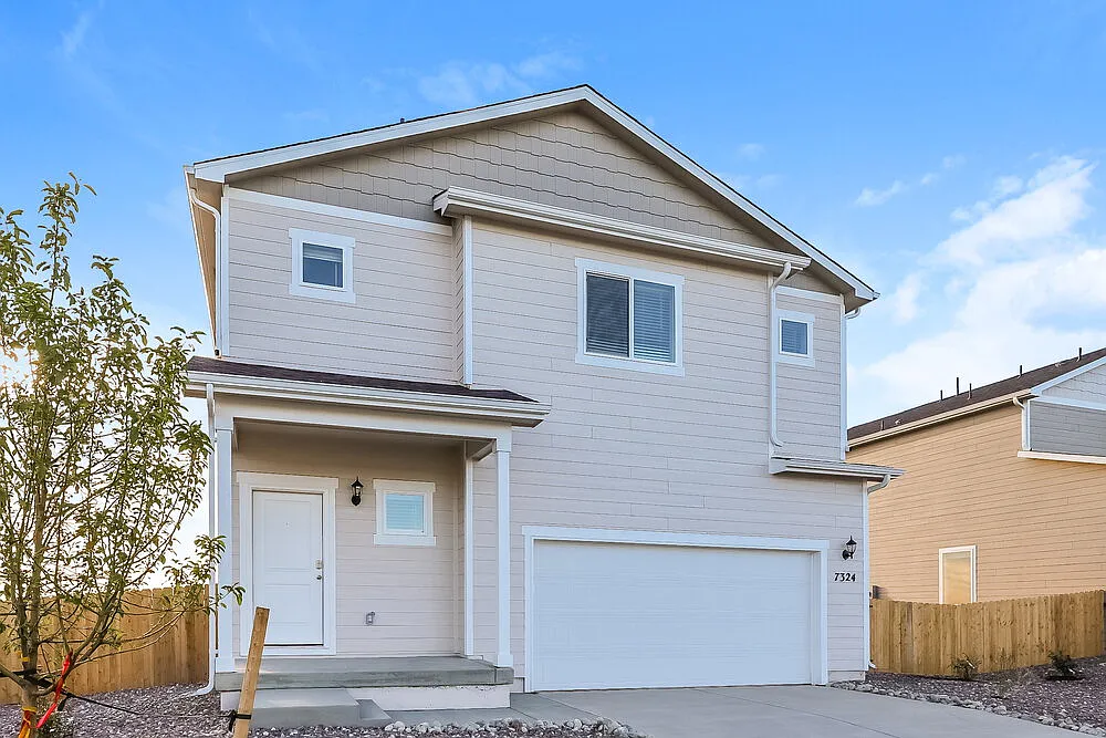 4 bed, 2.5 bath, 1924 sqft, $2,750 — Photo 4