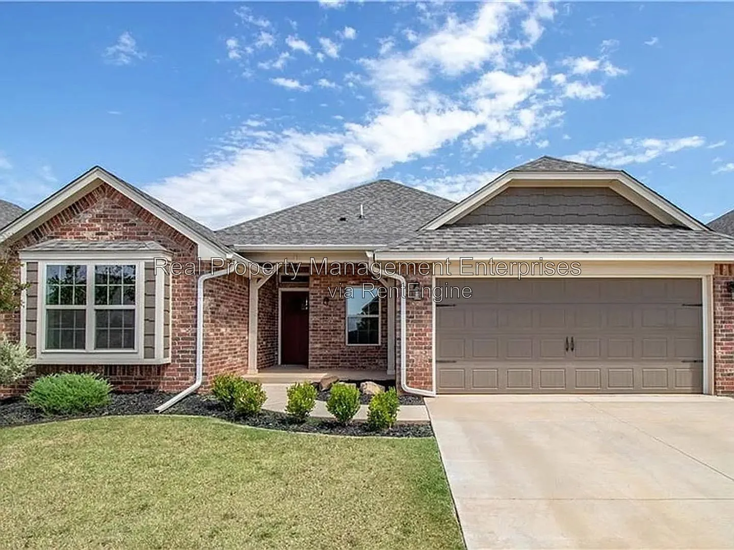 3 bed, 2.0 bath, 1642 sqft, $1,925 — Photo 2