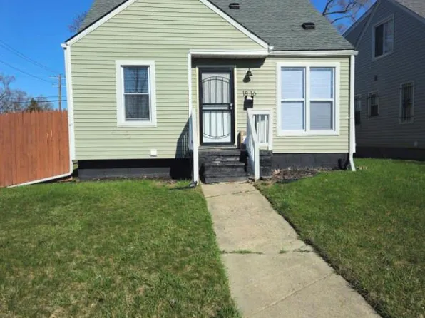 18116 Bloom St, Detroit, MI 48234