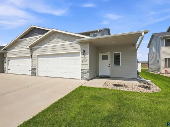 6131 S Alki Pl, Sioux Falls, SD 57108