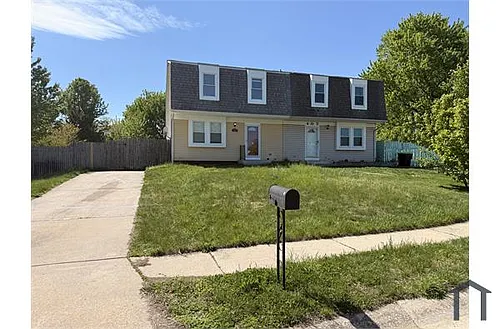 409 Berkshire Ct Photo 1