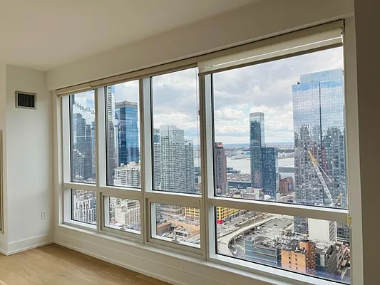 Rented by Realty Artes | media 2