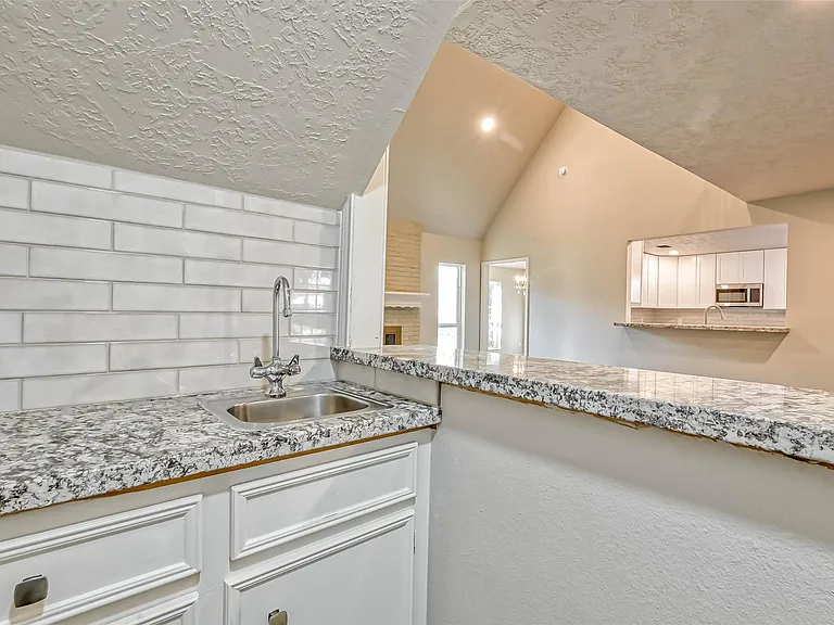 3615 Highfalls Dr — Photo 17