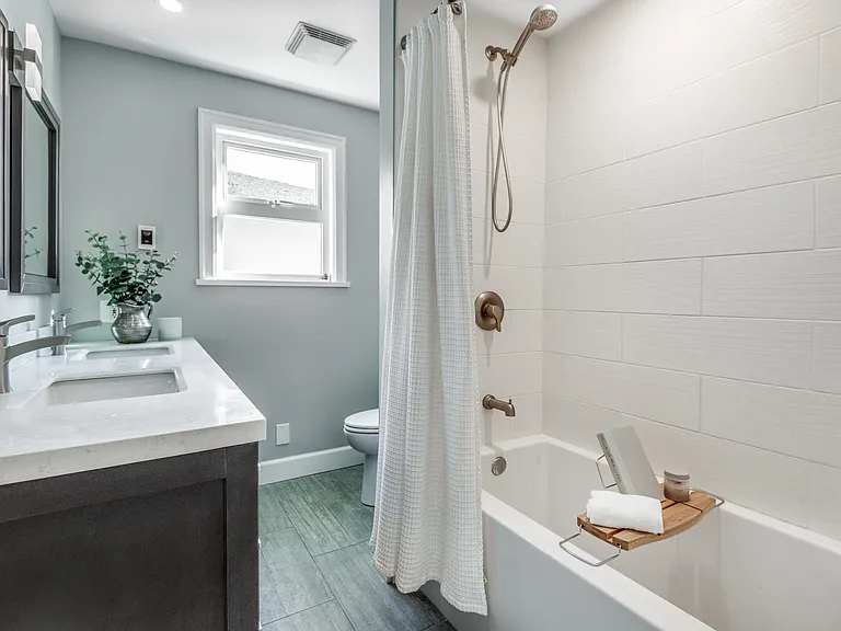 885 Fairfield Rd — Photo 15