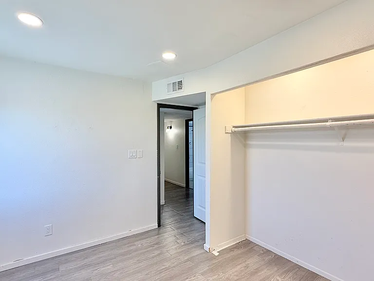 4462 E Pueblo Ave — Photo 5