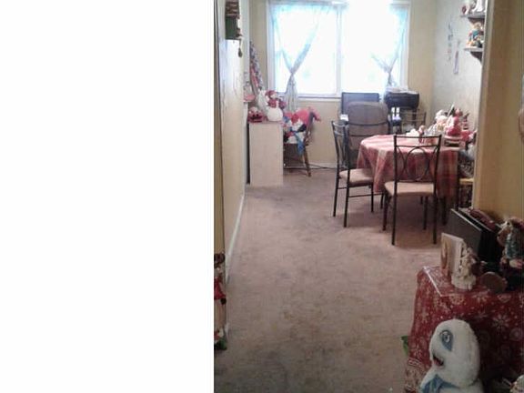 3rd image of 2839 Longshore Ave