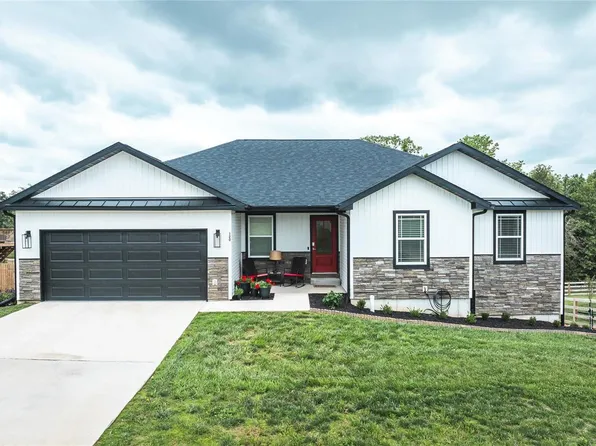 120 La Vista Dr, Waynesville, MO 65583