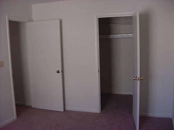 New Carpet/Paint-All Fresh!