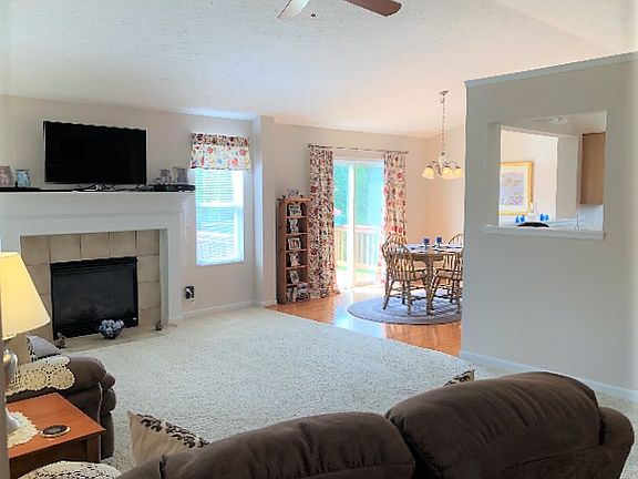 4th image of 1339 Cairns Ct