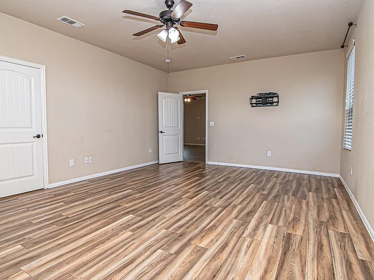 6612 Colony Rd — Photo 6