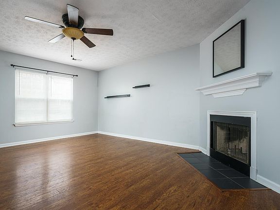 4th image of 119 Kentucky Ave #B