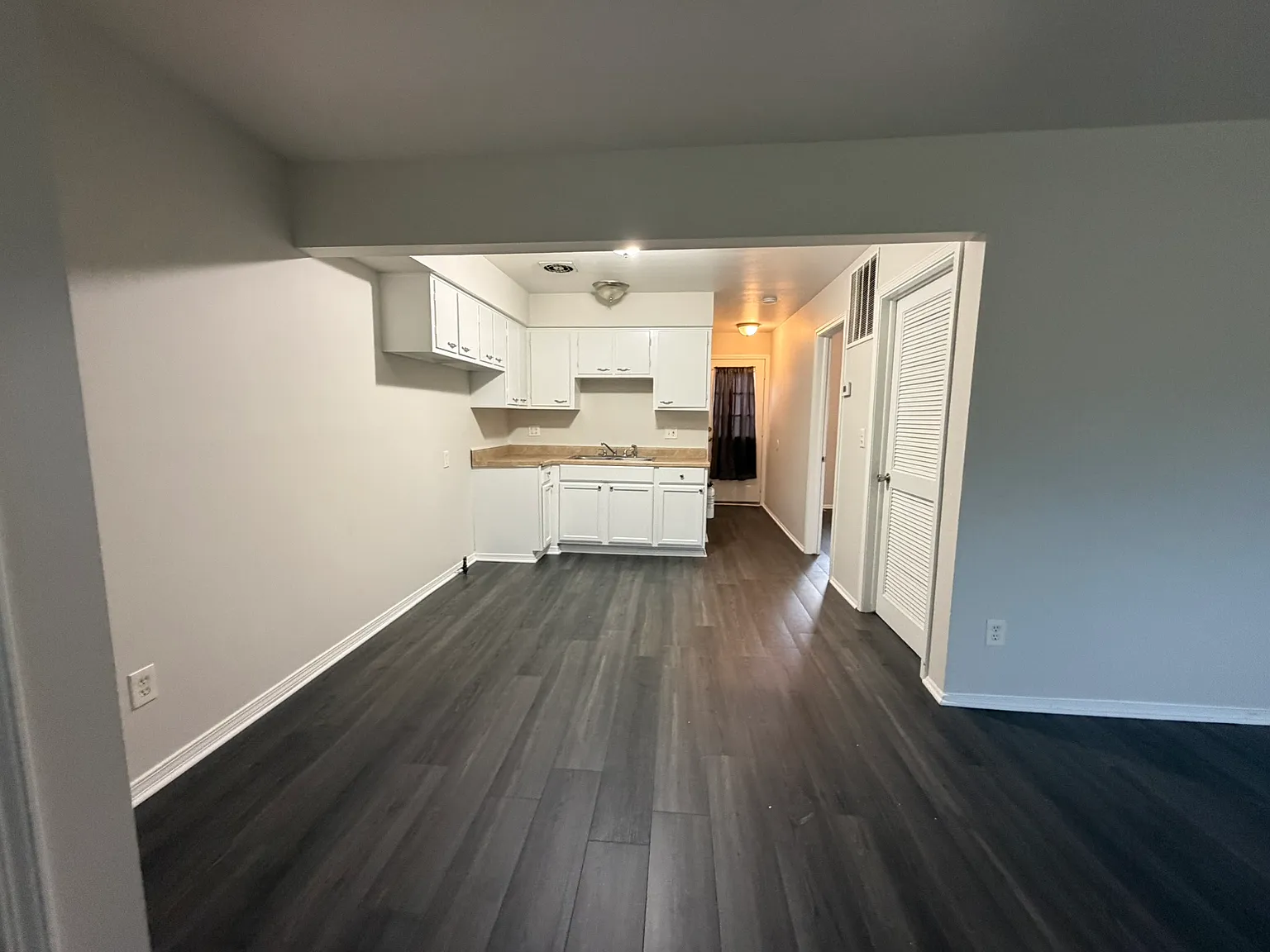 1 bed, 567 sqft, $900 — Photo 3