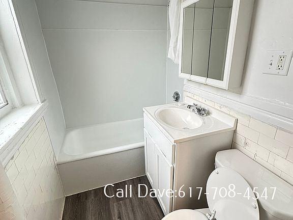 4th image of 109 Brainerd Rd APT 9