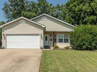 405 2nd St, Warrenton, MO 63383