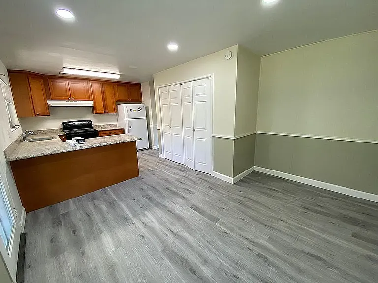 40552 Verne St — Photo 15