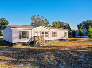 4725 Otter Creek Cir, Blackshear, GA 31516