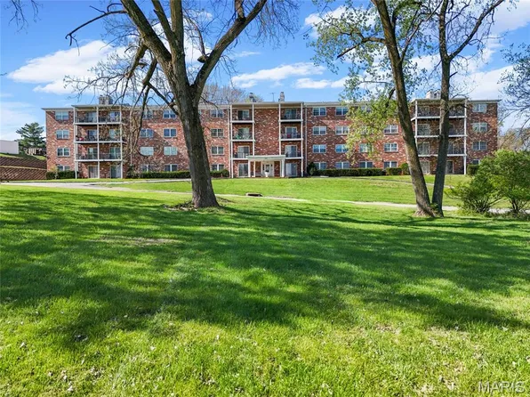 3107 Garnette Dr APT B1, Bridgeton, MO 63044