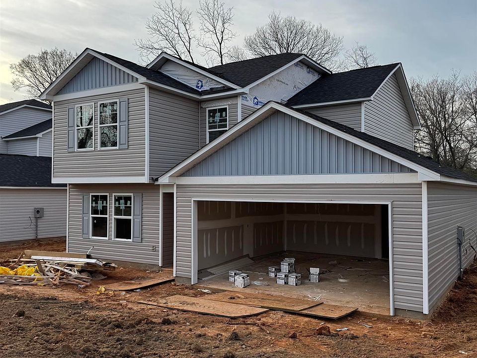 1st image of 302 Elm St