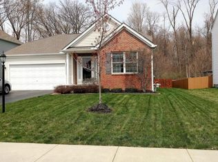 1187 Deansway Dr, Pataskala, OH 43062