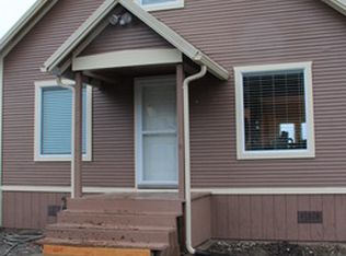 1316 N 8th St, Coos Bay, OR 97420