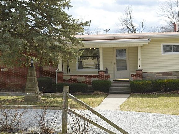 2nd image of 4055 Lawrenceville Dr