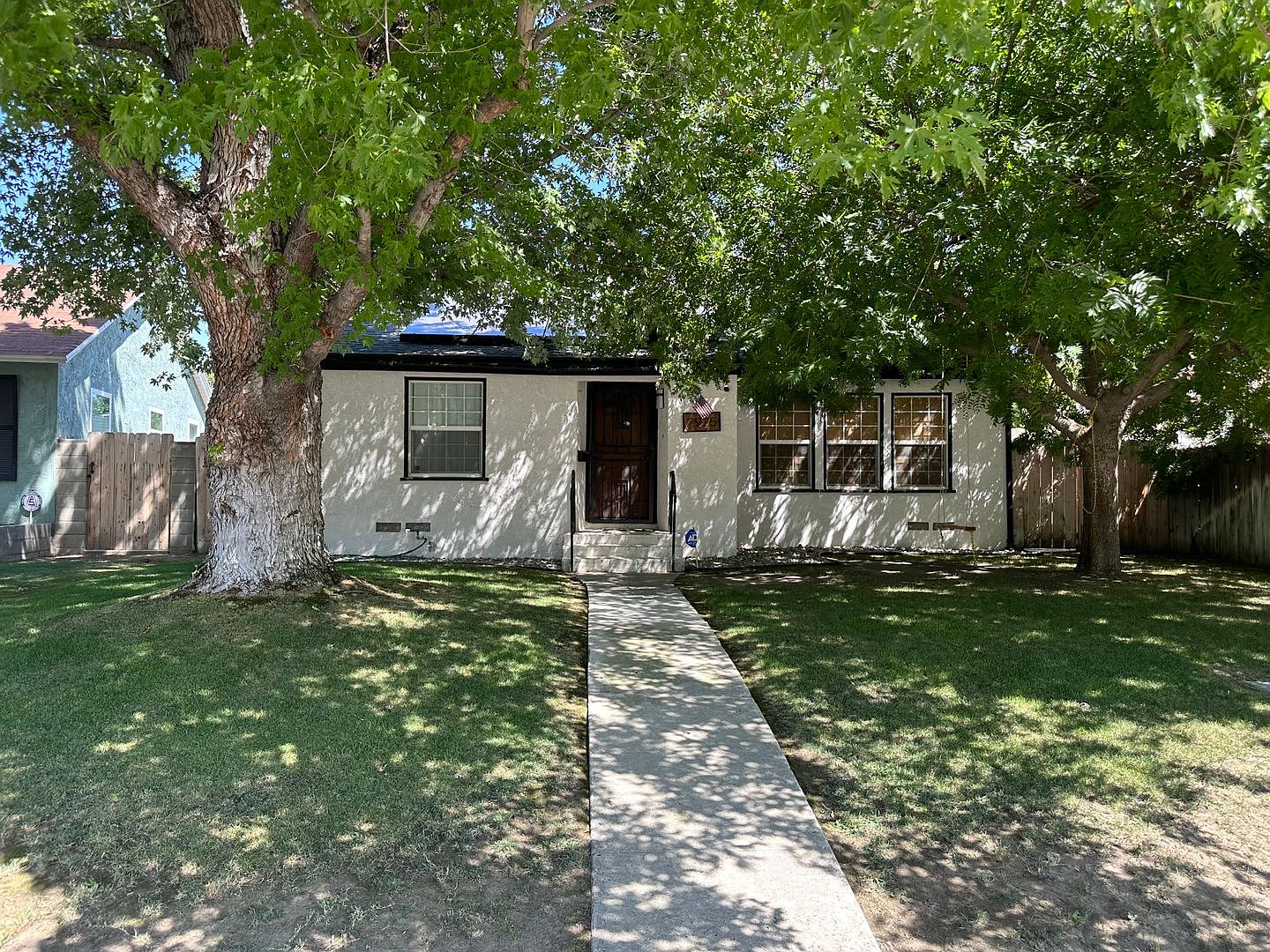 2925 Beech St, Bakersfield, CA 93301 Zillow