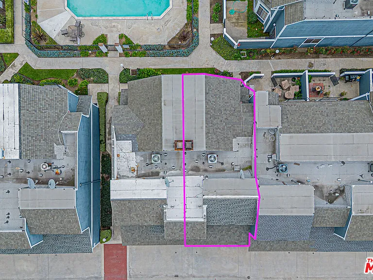 14742 Pioneer Blvd — Photo 40