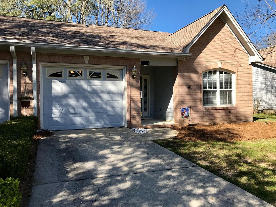 1st image of 3639 Killarney Plaza Dr