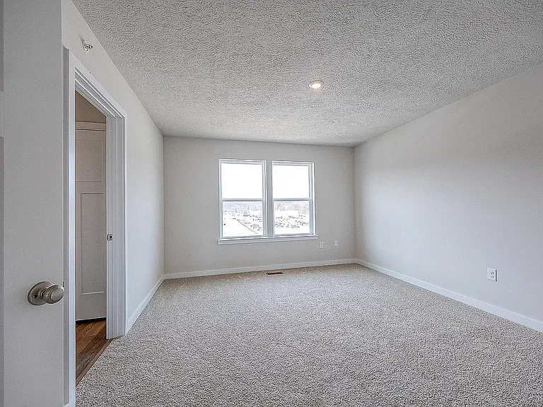 527 Cooper St — Photo 11