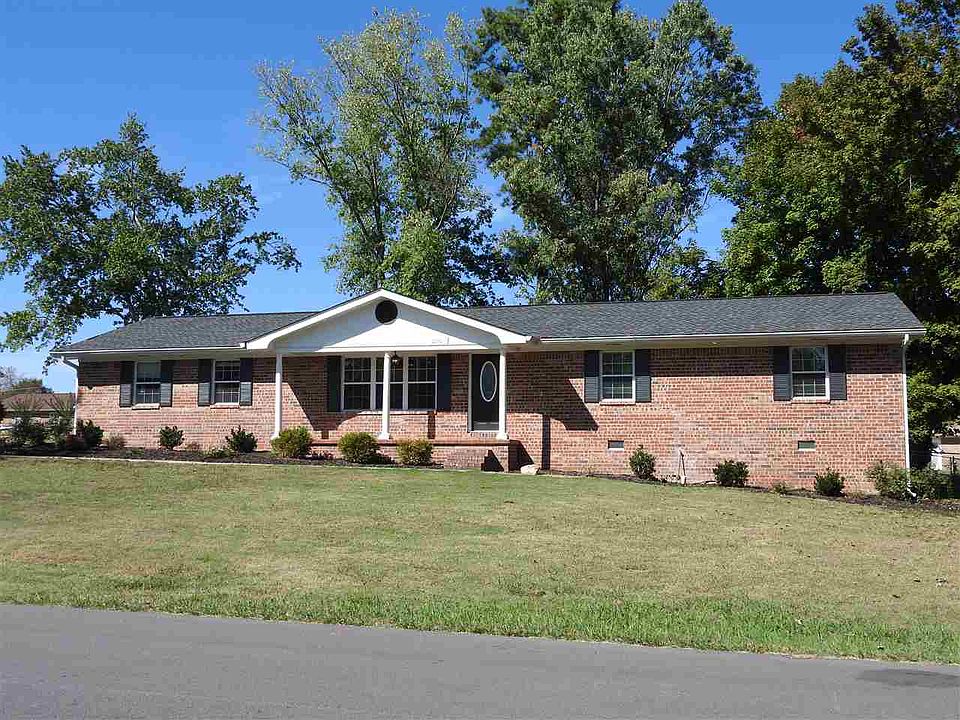 1st image of 2750 Rolling Hills Dr NW
