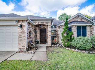 7047 River Garden Dr, Houston, TX 77095