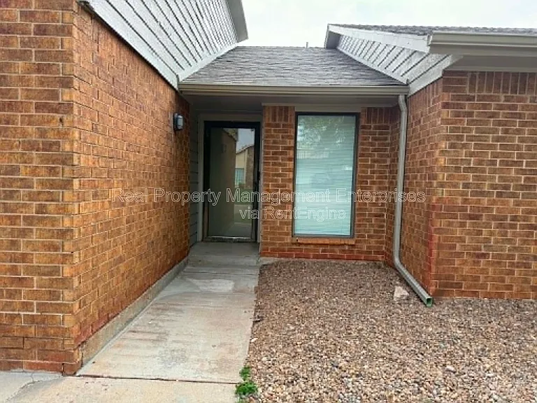 12400 Eric Field Pl — Photo 2