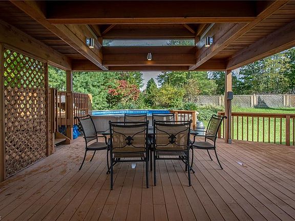 3rd image of 3671 Bramblewood Dr
