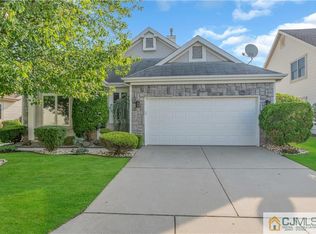 45 Harwood Rd, Monroe Township, NJ 08831