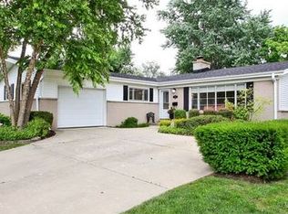 1811 Habberton Ave, Park Ridge, IL 60068