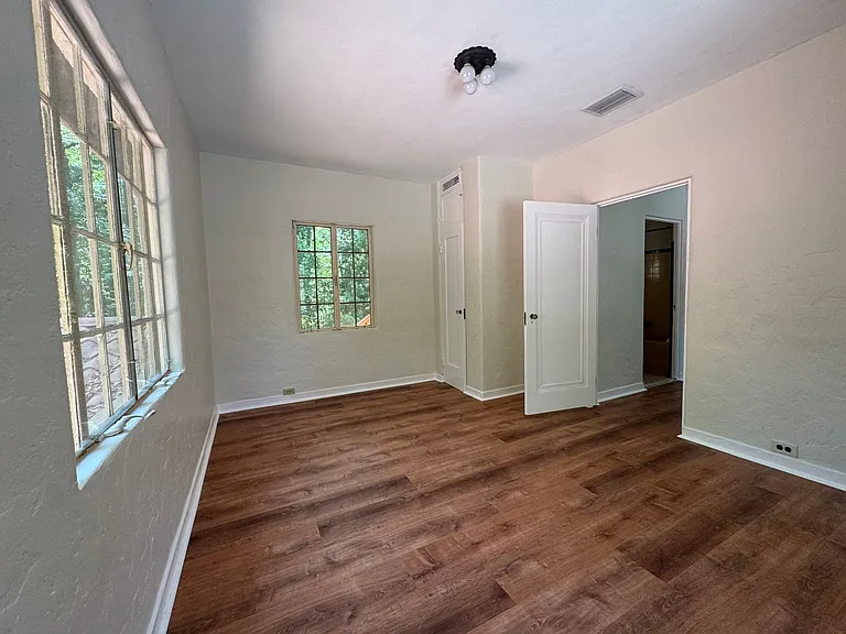 2616 SW 4th Pl — Photo 28