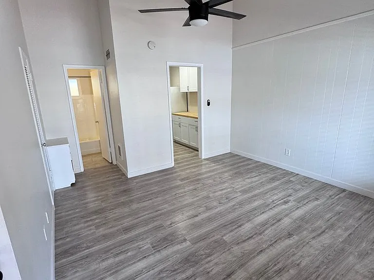 4449 Ocean Blvd #5 — Photo 7