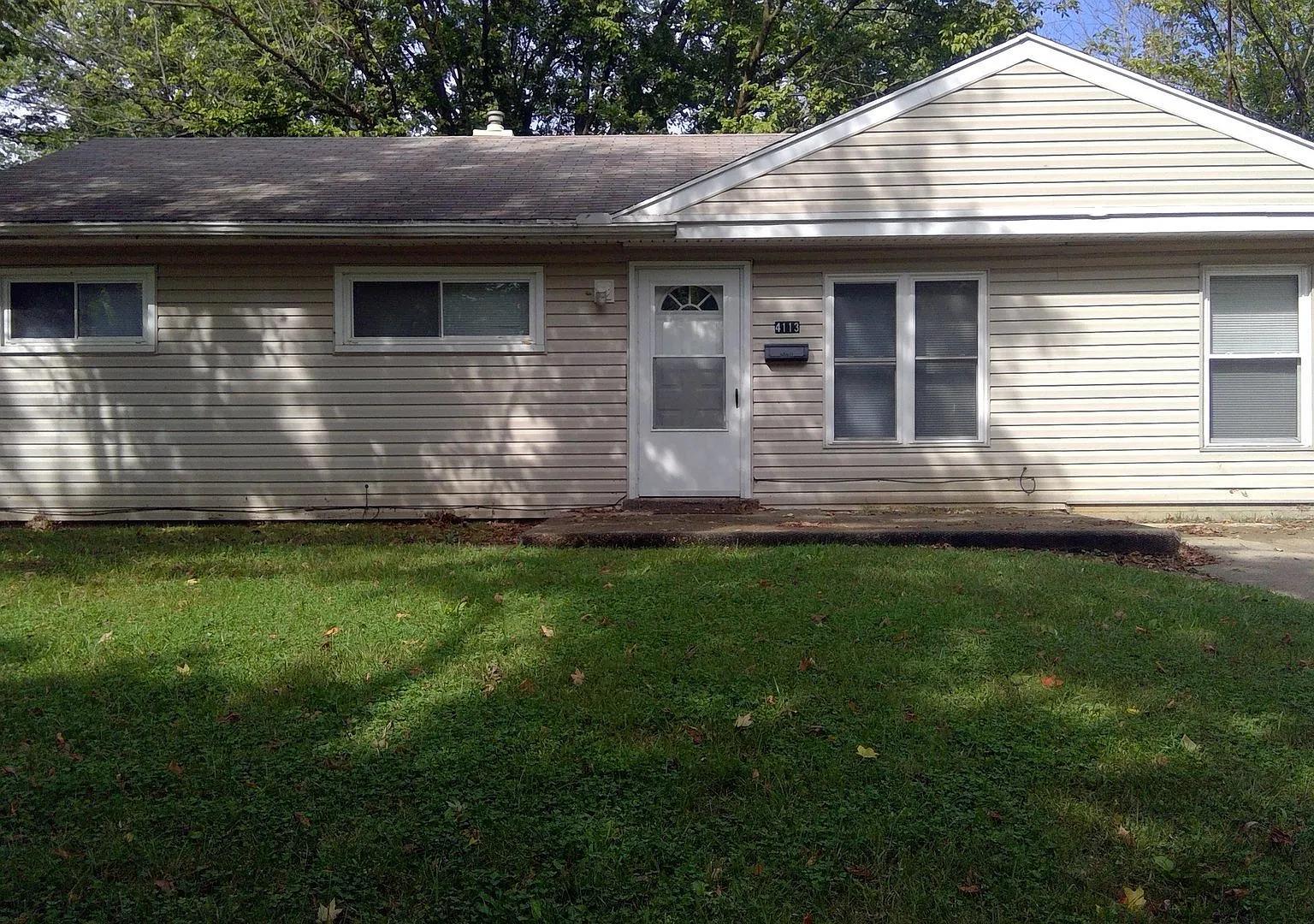 Larger than it looks home — Photo 1