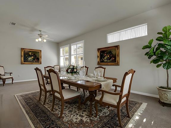 4th image of 102 Lavaca Ln