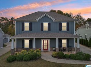 380 Lakeridge Dr, Trussville, AL 35173