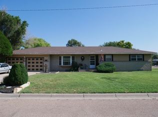 209 E Thompson St, Garden City, KS 67846