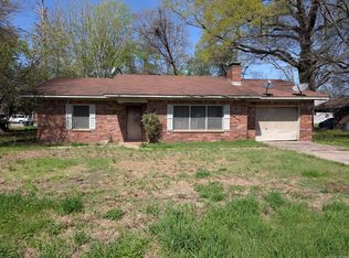 405 W Jackson St, Gould, AR 71643