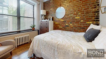 Rented by Bond New York