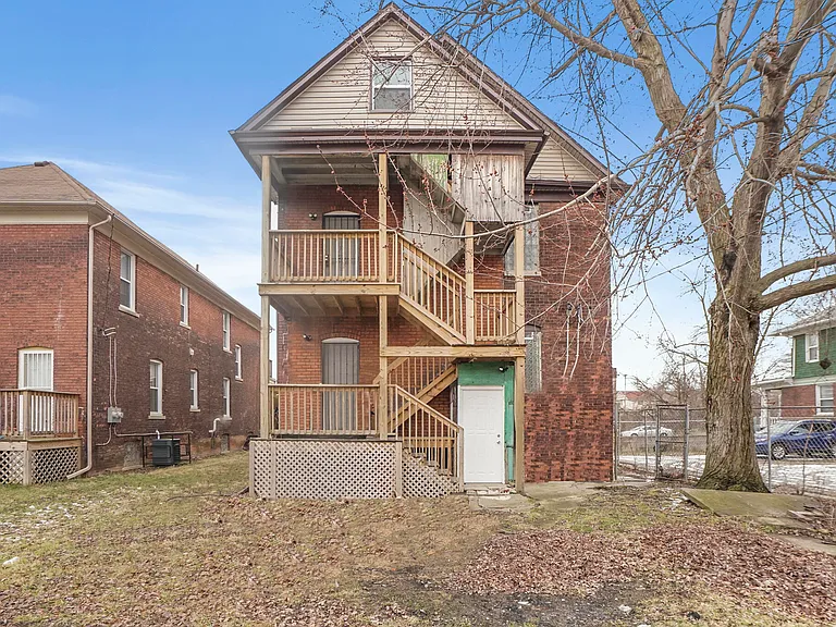 92 W Philadelphia St #LOWER — Photo 18