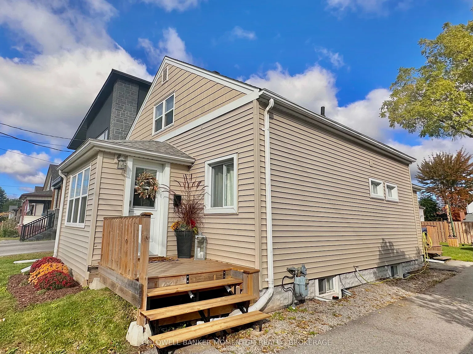 2 bed, $2,400 — Photo 1