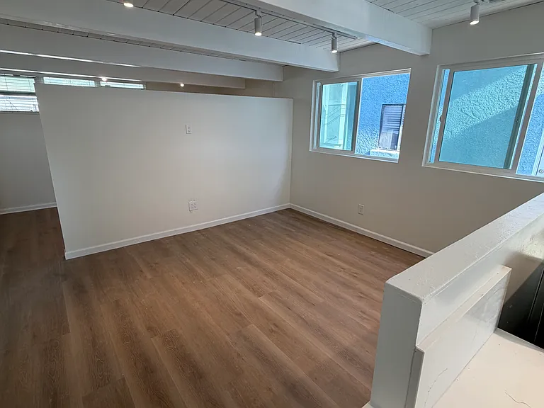 128 Virginia St #F — Photo 1